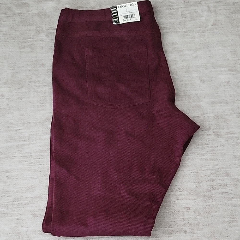 HUE Deep Red Leggings - Picture 3 of 3